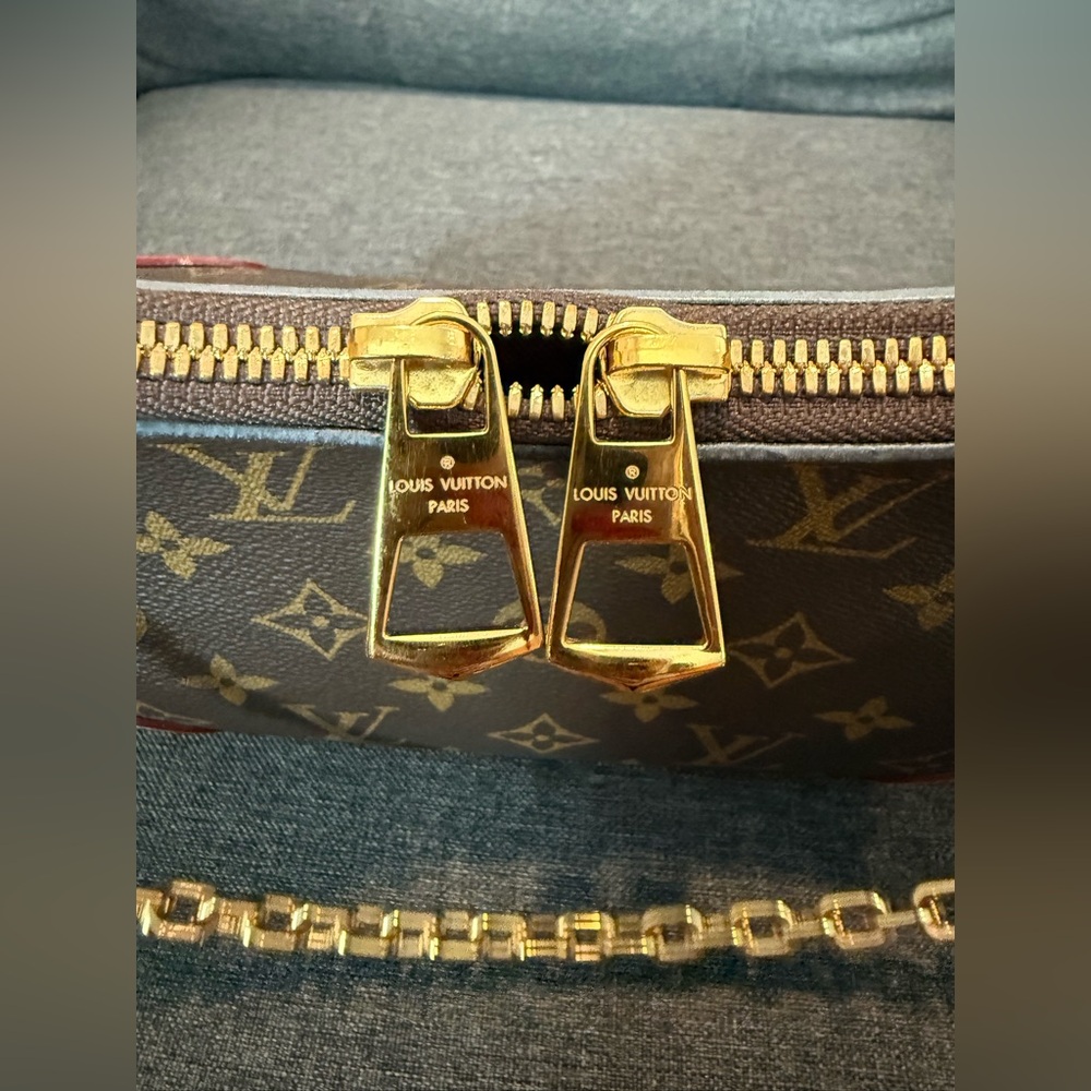 ✨ Louis Vuitton Boulogne PM ✨ FIRM PRICE - Just updated new pics and video ⚡️ - Picture 9 of 17